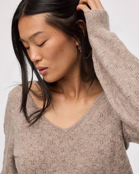 Pull DouceMaille à manches longues ballons et col V