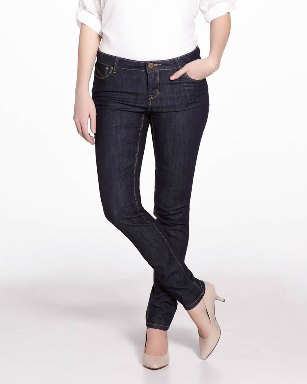 Authentic Slim Leg Jeans | Women | Shop Online at Reitmans