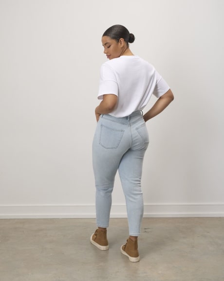 High Rise Tapered Leg Mom Jeans - Petite