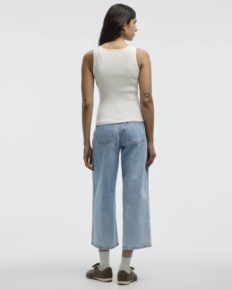 Camisole c&ocirc;tel&eacute;e &agrave; col carr&eacute;