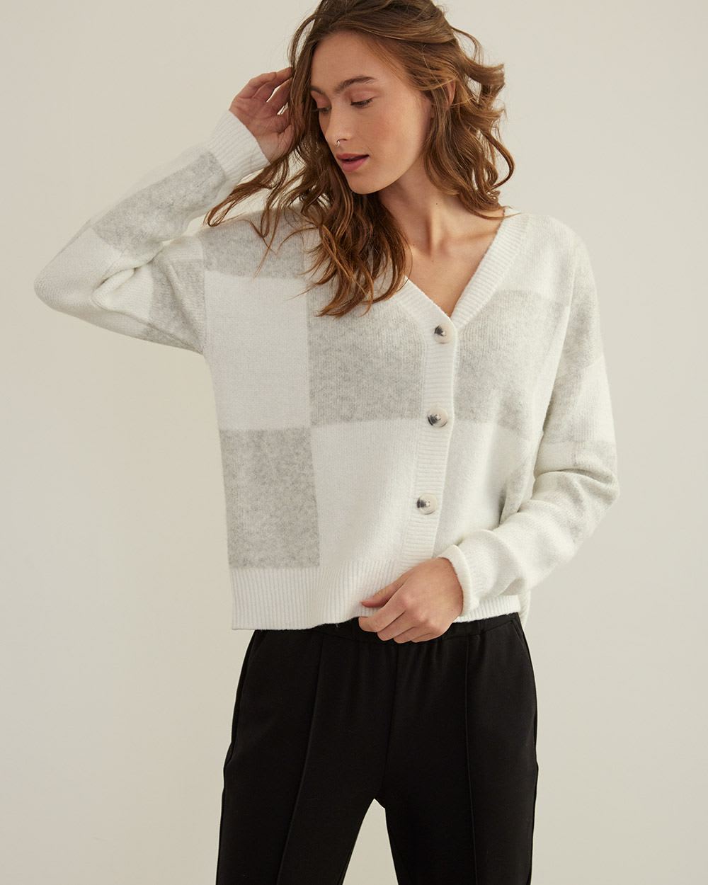Long-Sleeve Buttoned-Down Short Cardigan