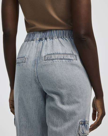 Pantalon jogger en denim avec poches cargo - Petite