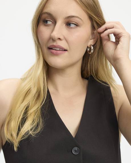 Sleeveless Vest - The Timeless