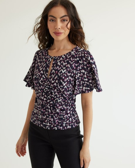 Short-Flutter Sleeves Tee with Shirring