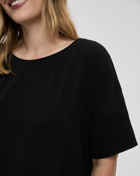 Short-Sleeve Crew-Neck T-Shirt Blouse