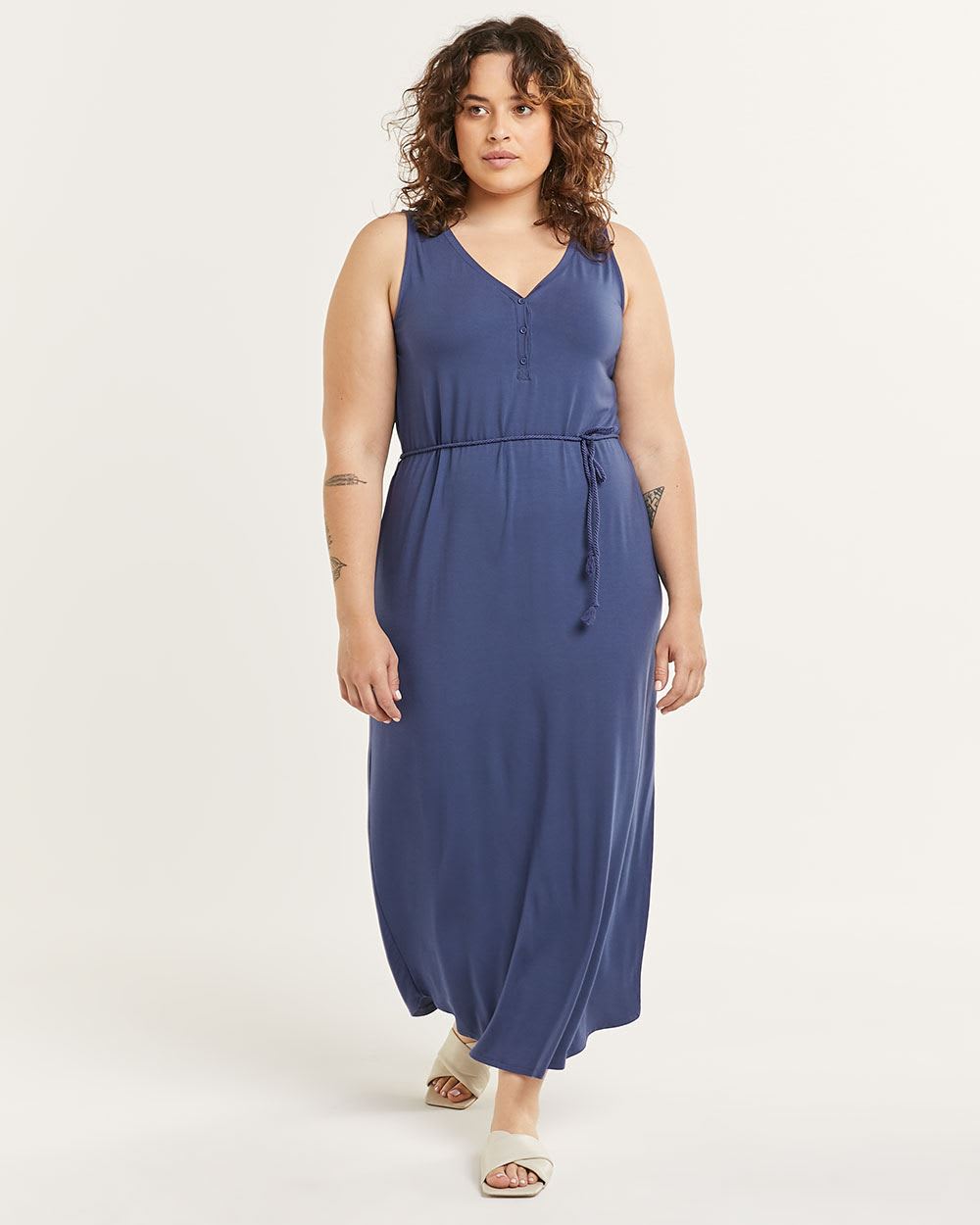 Reitmans Henley Neck Maxi Dress With Cord. 1 Reitmans Henley Neck Maxi Dress With Cord. 1
