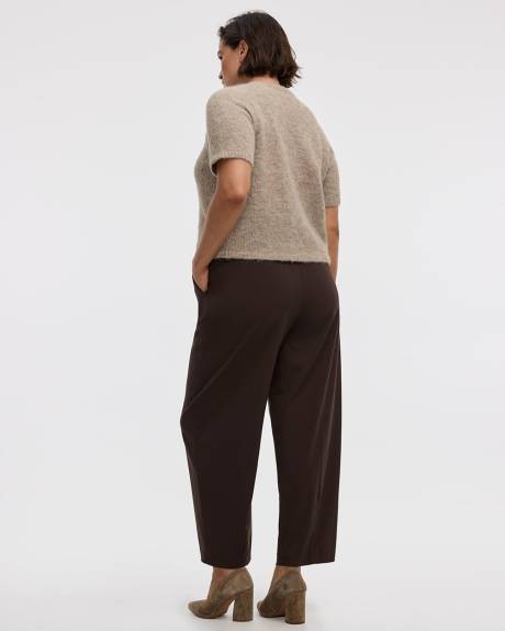 Pull ample à manches aux coudes et col rond