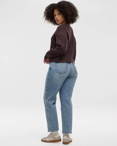 Pull &agrave; manches longues et col rond en tricot torsad&eacute;