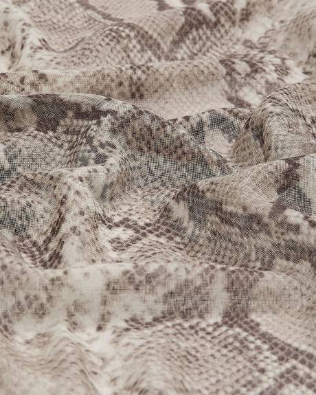 Foulard carré à motif peau de serpent