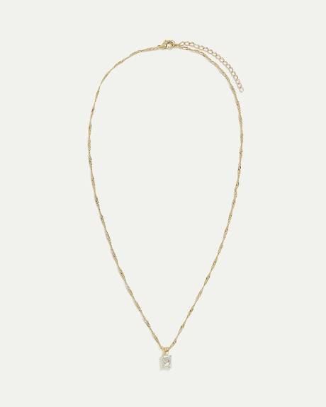 Short Twisted Chain with Stone Pendant