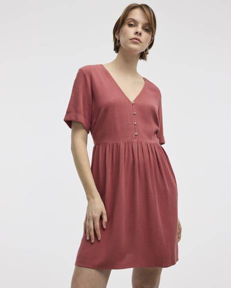 Short-Sleeve V-Neck Buttoned-Down Dress
