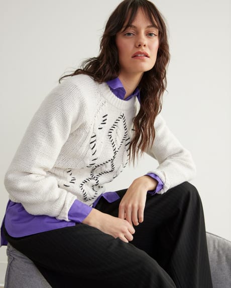 Long-Sleeve Crew-Neck Pullover with Cable Stitches