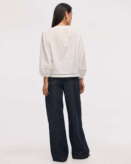 Blouse avec détails brodés