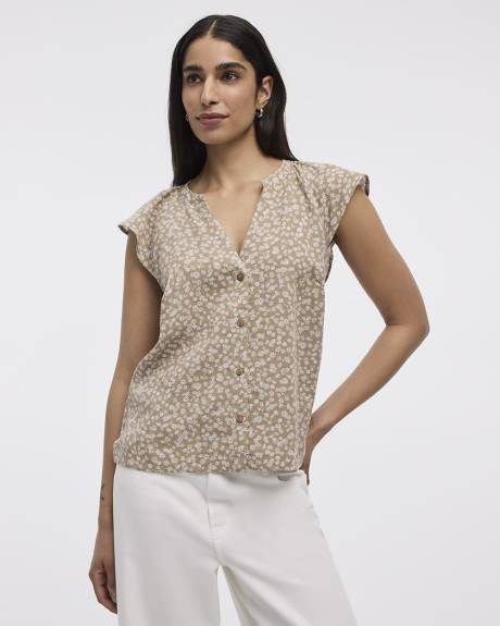 Blouse boutonnée à manches courtes à volants et col fendu