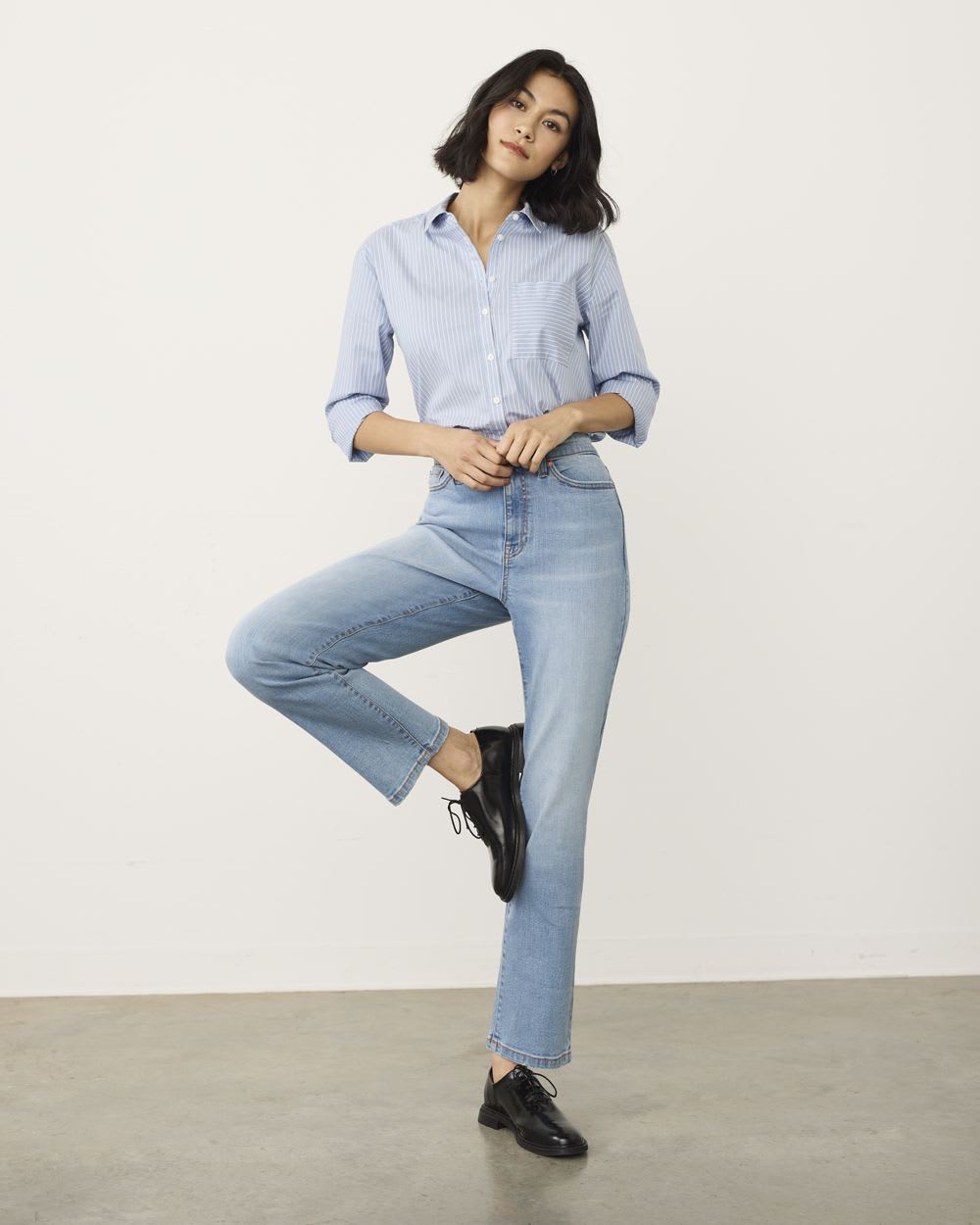 Women Washed Ankle-Length Relaxed Fit Jeans