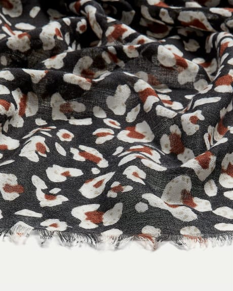 Scarf with Animal Print