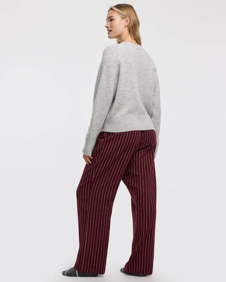 Pull à manches longues et col rond avec boucle