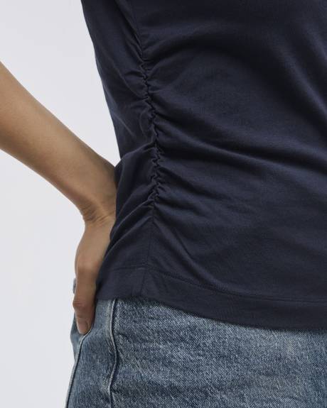 T-shirt à manches courtes et col rond avec fronces latérales