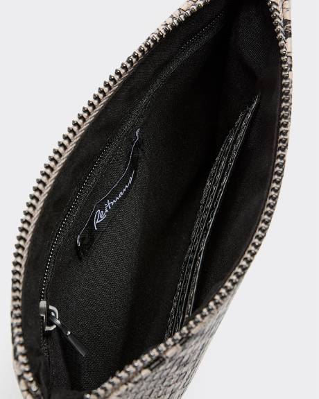 Pochette en faux cuir &agrave; motif peau de serpent