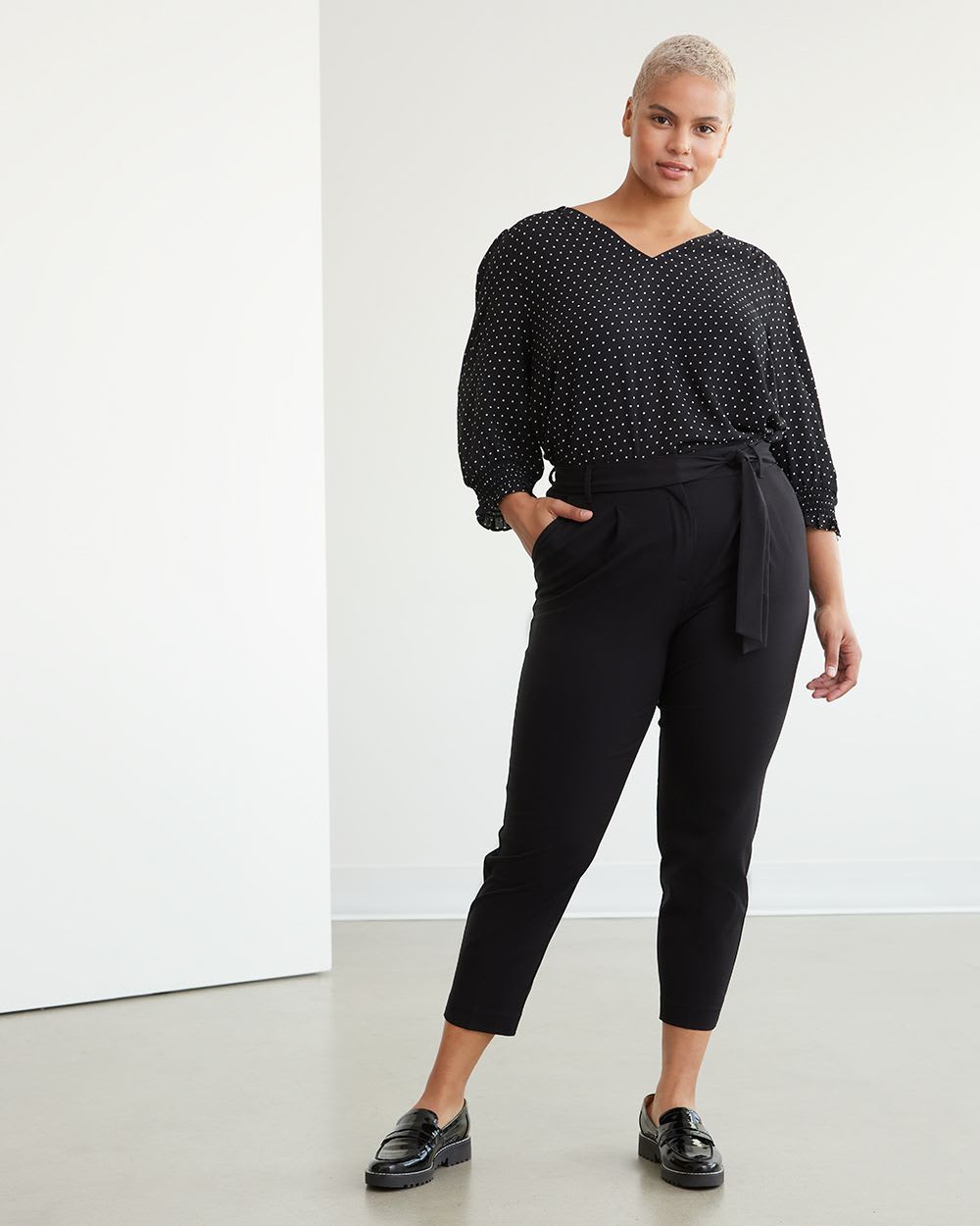 Tapered-Leg High-Rise Ankle Pant