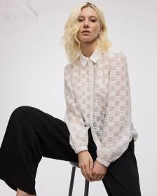 Long-Puffy-Sleeve Blouse