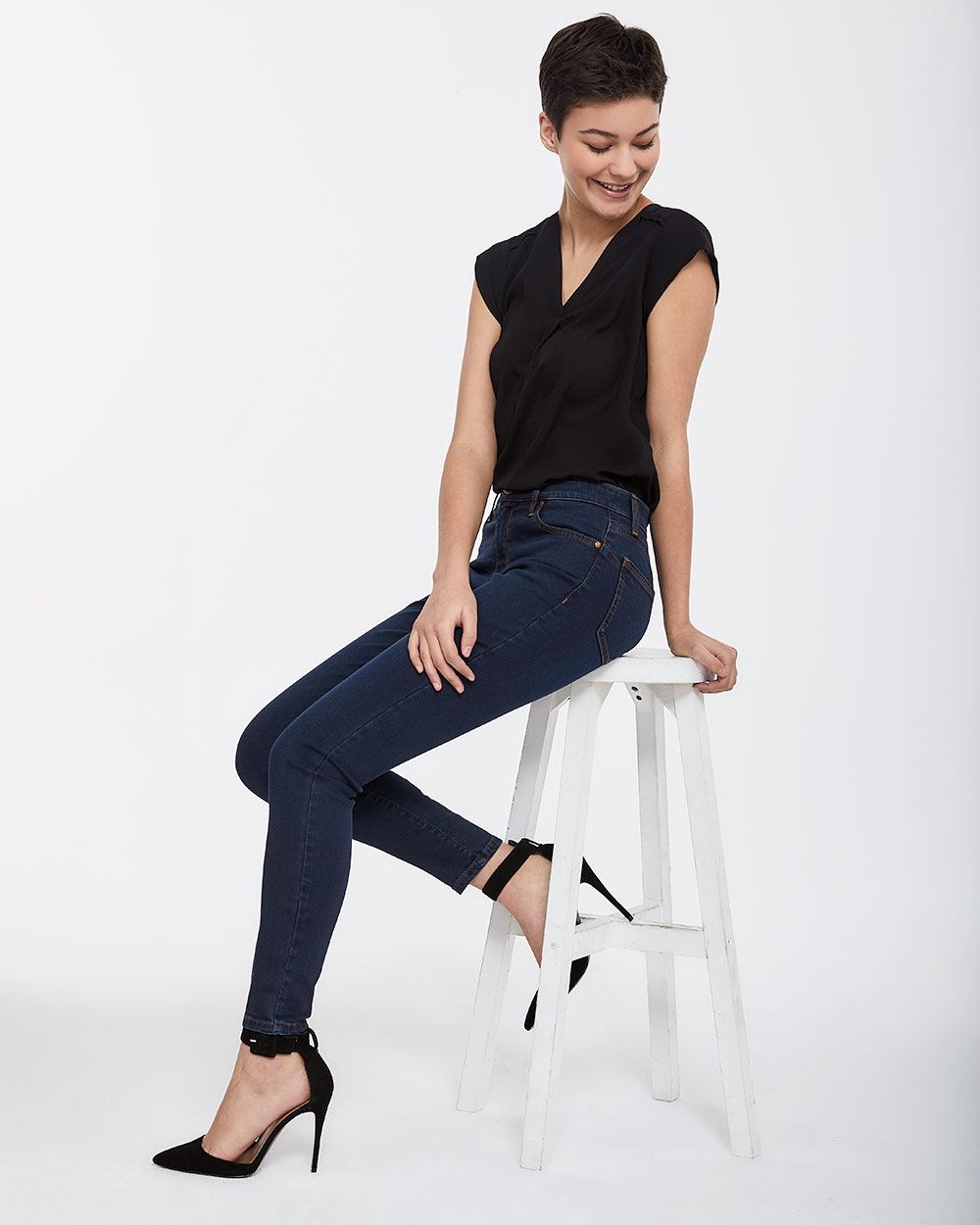 reitmans sculpting jeans