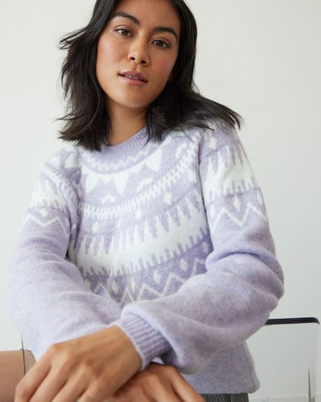 Long-Sleeve Crew-Neck Semi-Fitted Sweater