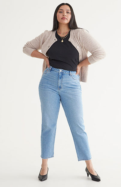 Tapered jeans for women