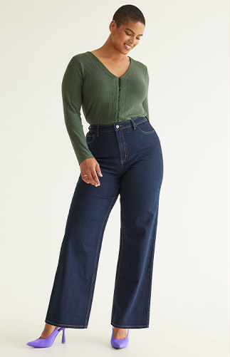 Curvy jeans for women
